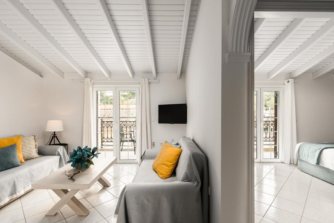 The Seaview Corner Apartments By Konnect, Ipsos Corfu エクステリア 写真