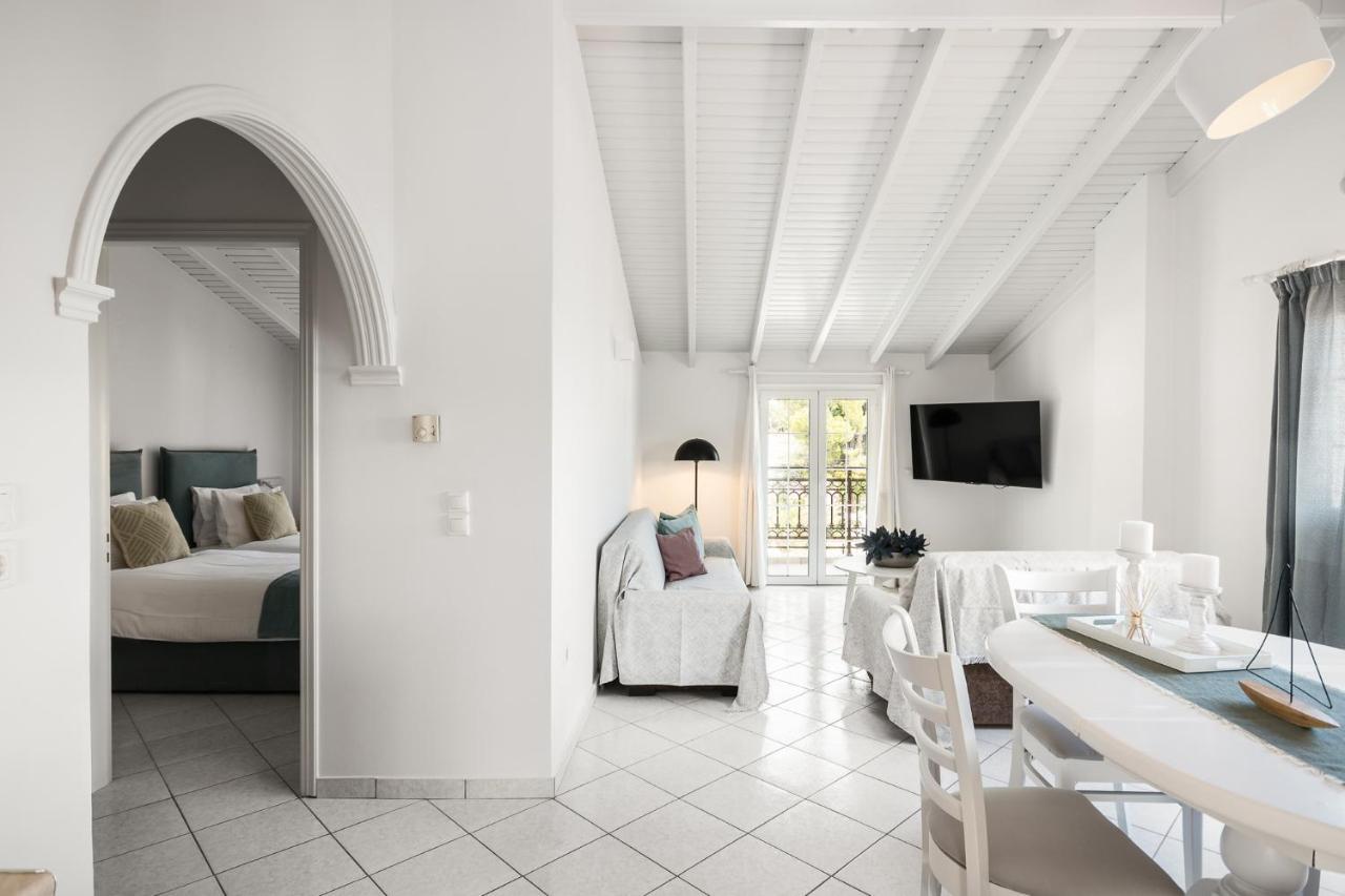The Seaview Corner Apartments By Konnect, Ipsos Corfu エクステリア 写真